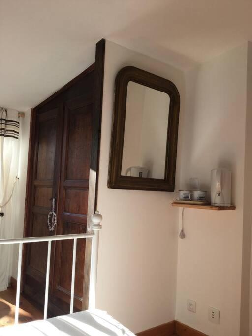 Апартаменты Studio Close Fourviere Very Quiet & Small Terrace Лион Экстерьер фото