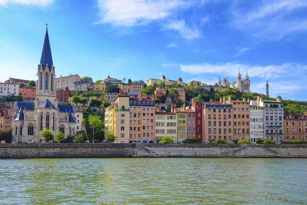 Апартаменты Studio Close Fourviere Very Quiet & Small Terrace Лион Экстерьер фото